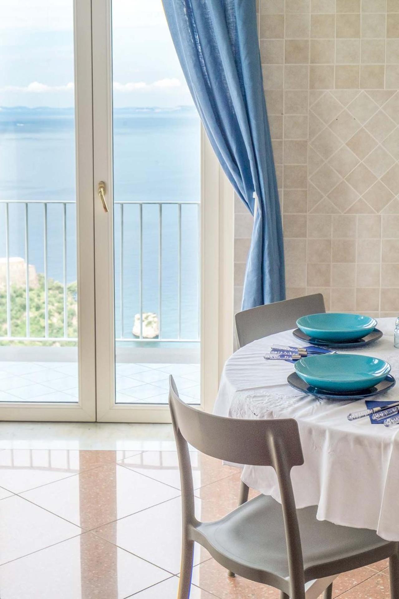 Casa Mareluna Vico Equense Rum bild